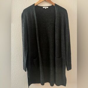 Madewell  Women’s Kent Cardigan Sweater Size: Small.